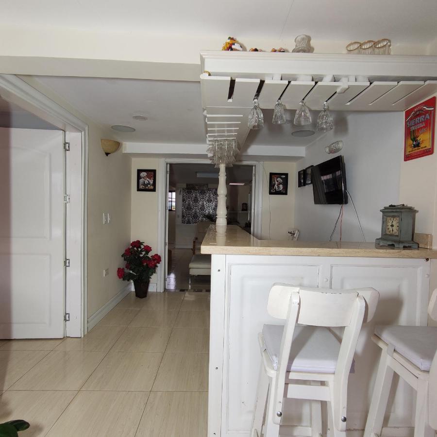 Los Andes Hostal ฟิลานเดีย ภายนอก รูปภาพ