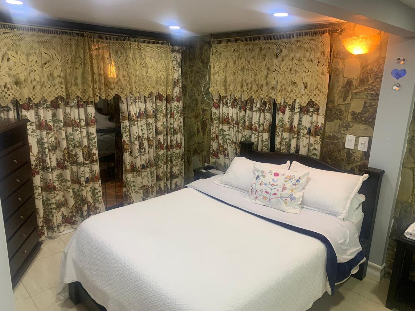 Los Andes Hostal ฟิลานเดีย ภายนอก รูปภาพ